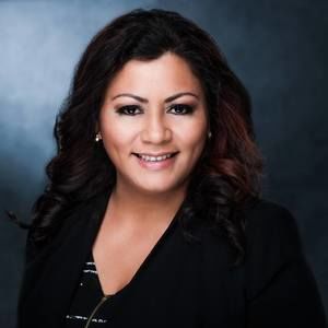 Meet your Posher, Mariela